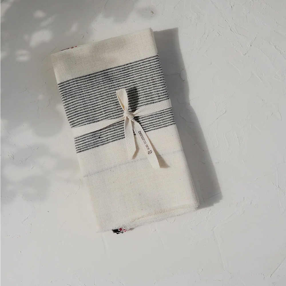 Soil to Studio ORGANIC HANDWOVEN NAPKINS - SET OF 4